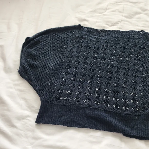 Sweater top - Picture 5 of 7